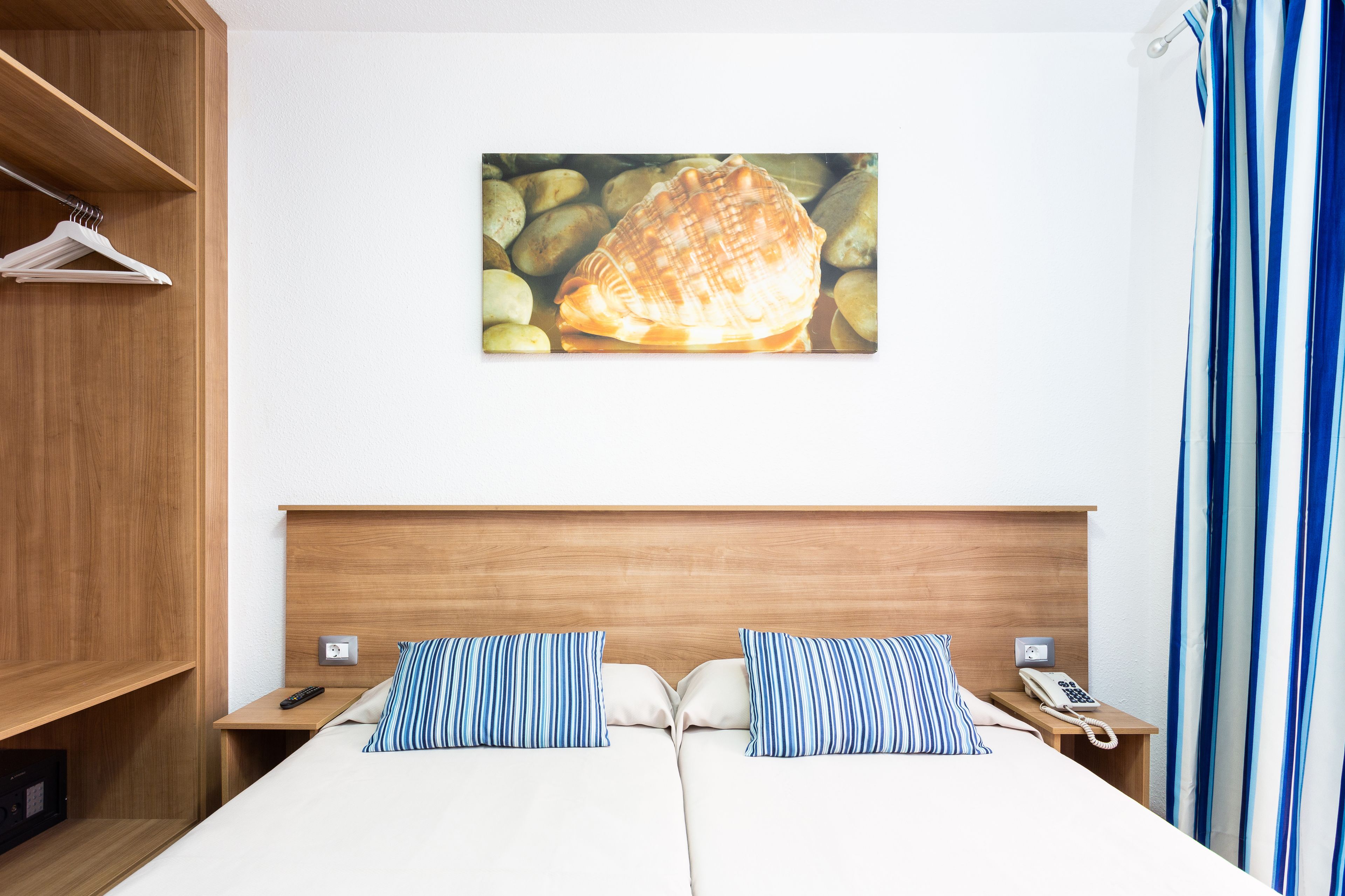 In-room safe, free cots/infant beds, rollaway beds, free WiFi