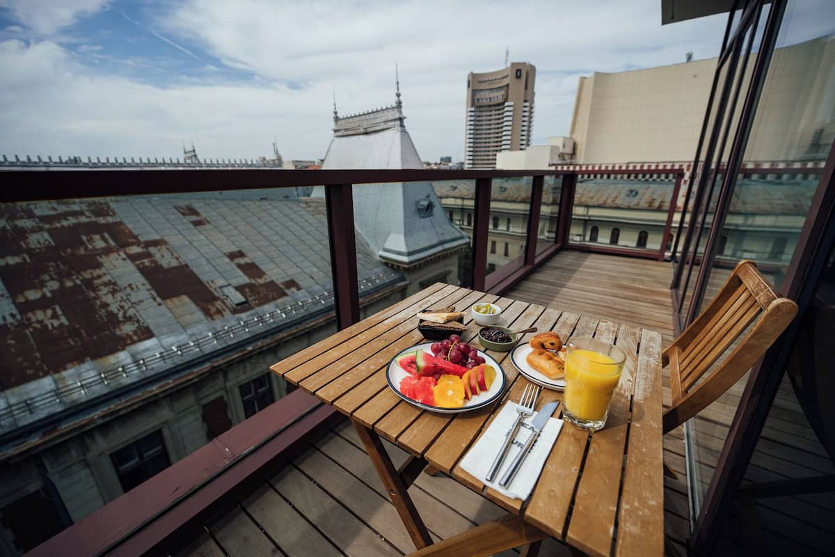 Superior Cozy with Balcony | Hypo-allergenic bedding, Select Comfort beds, minibar, in-room safe