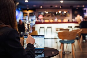 Bar (en la propiedad)