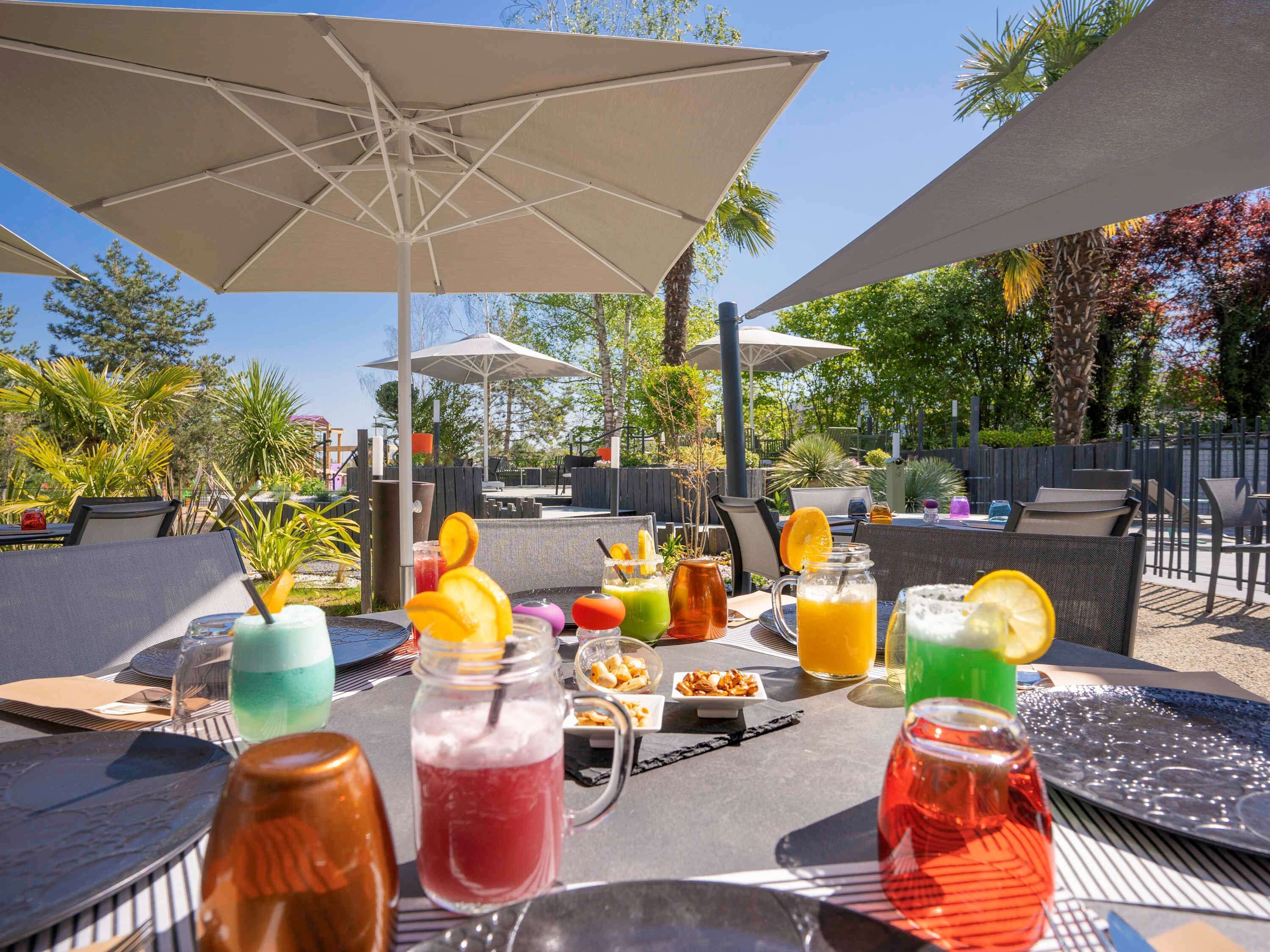 outdoor pool, pool umbrellas, pool loungers