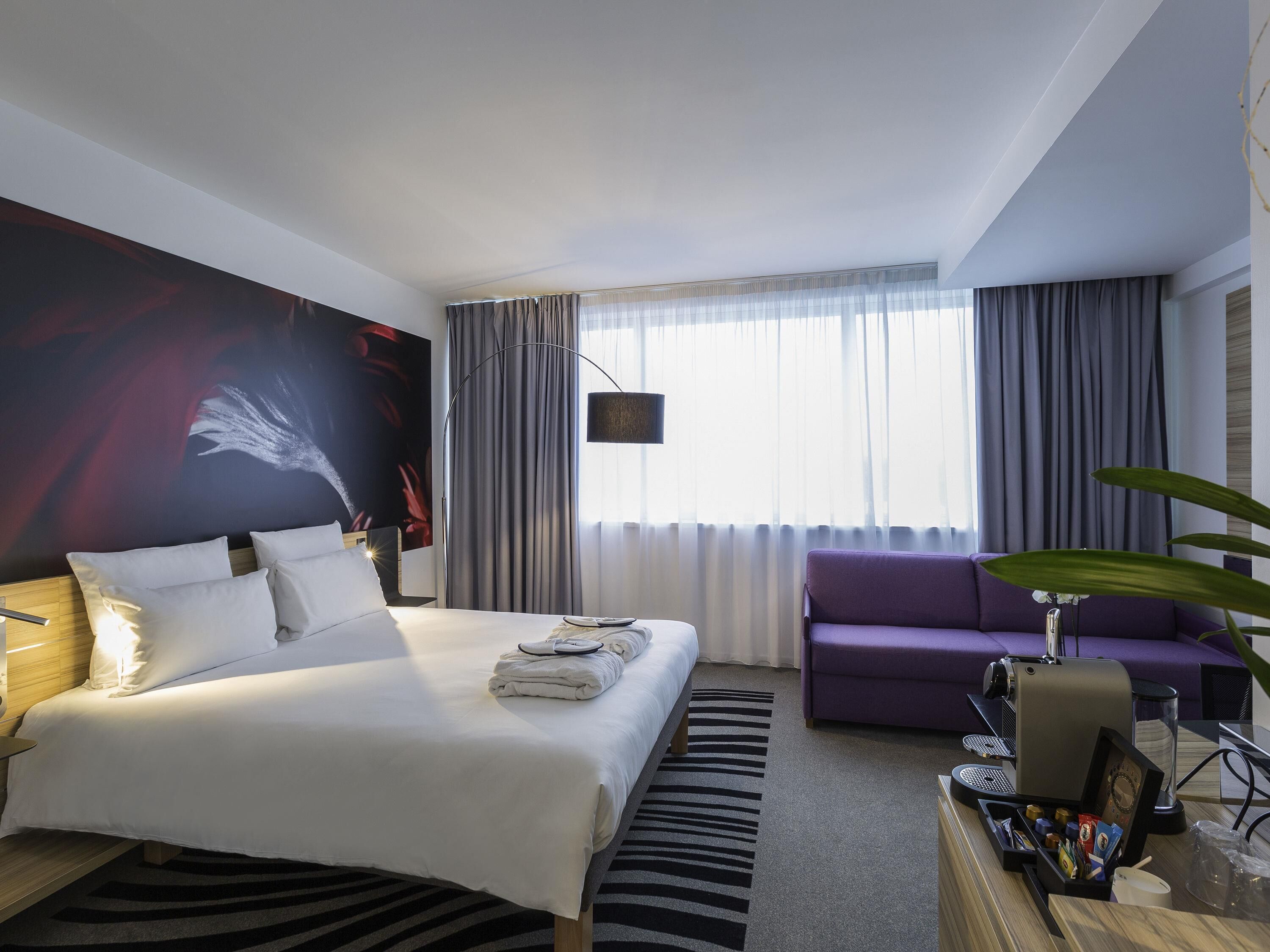 Premium bedding, minibar, in-room safe, desk