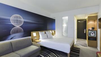 Premium bedding, minibar, in-room safe, desk