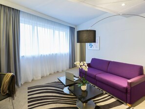 Premium bedding, minibar, in-room safe, desk - Novotel Poitiers Site du Futuroscope (Chasseneuil-du-Poitou)