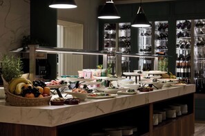 Daily buffet breakfast (EUR 25 per person)
