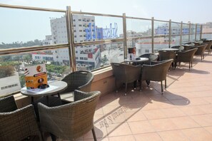 Porch - New Farah Hotel (Agadir)