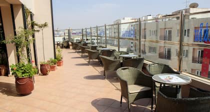 New Farah Hotel