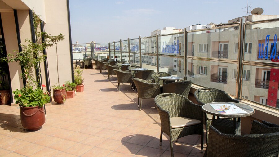 New Farah Hotel