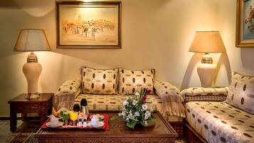 Suite | Zona de estar | Una televisión LCD