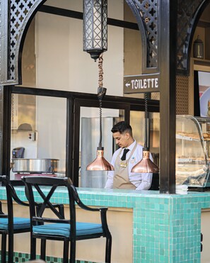 3 개의 레스토랑(세계 요리)