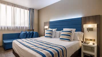 Coffres-forts dans les chambres, bureau, rideaux occultants