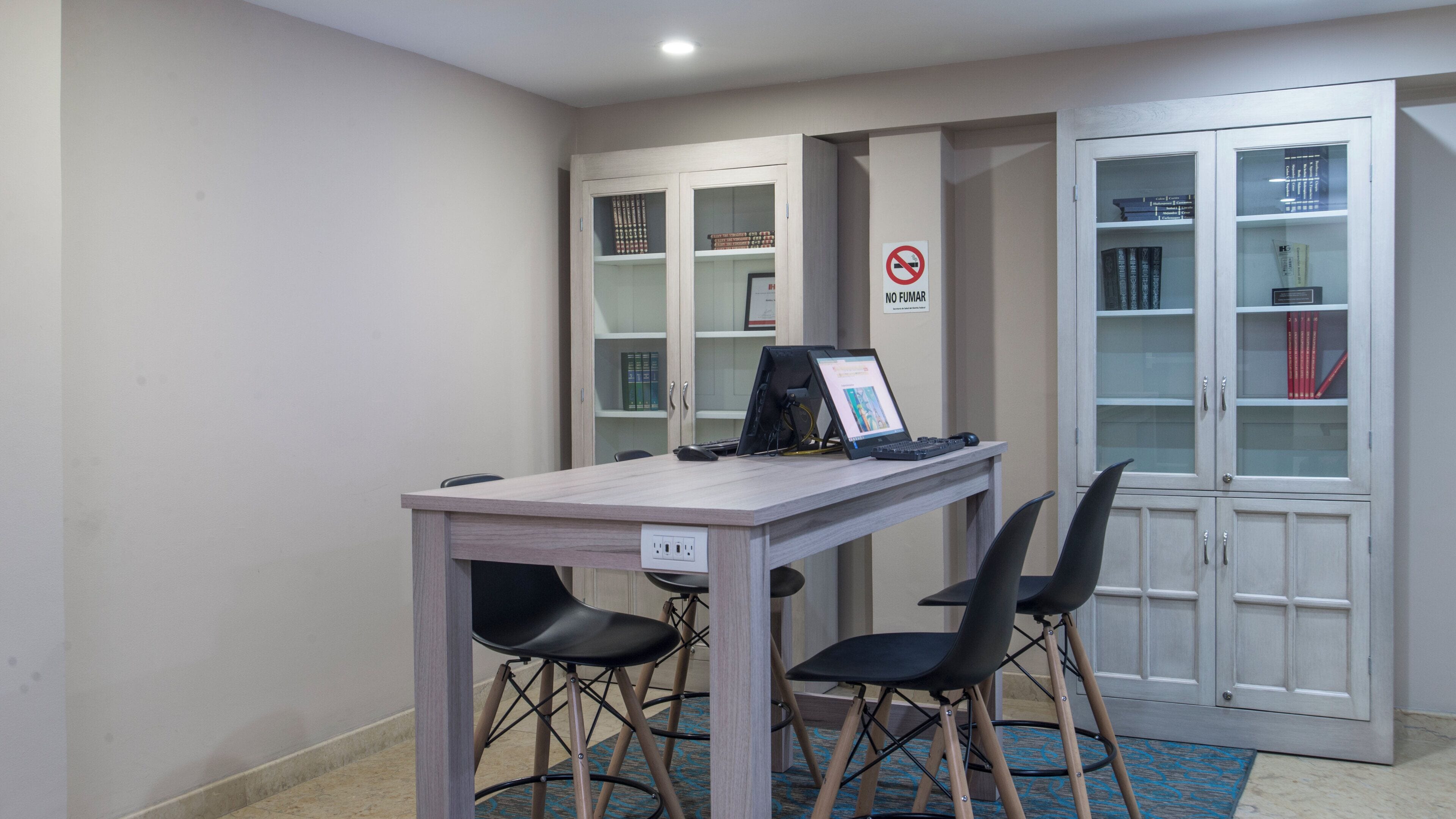 Photo - Holiday Inn & Suites Mexico Zona Reforma by IHG