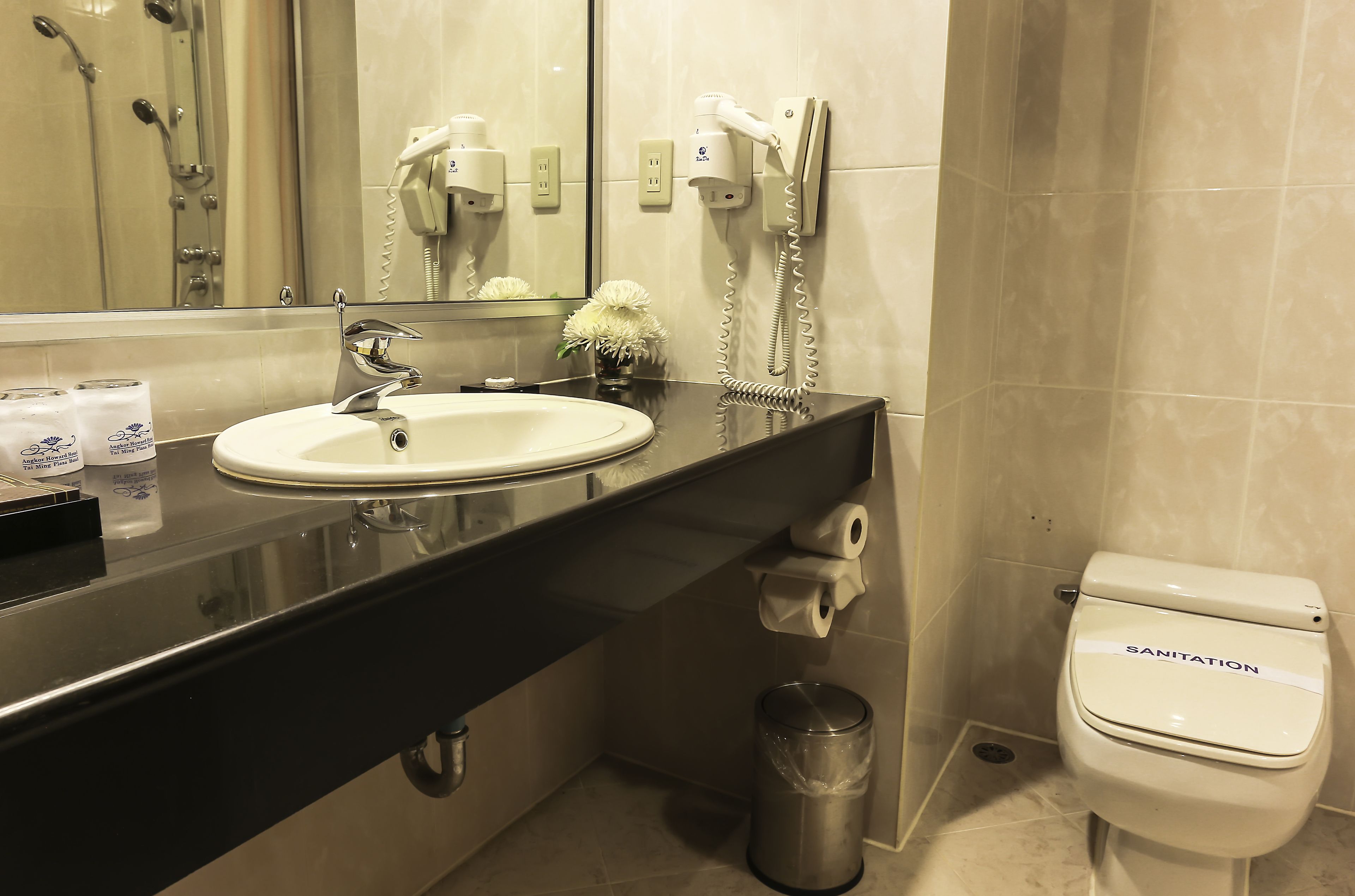 executive suite | bathroom | hair dryer, bathrobes, slippers, bidet