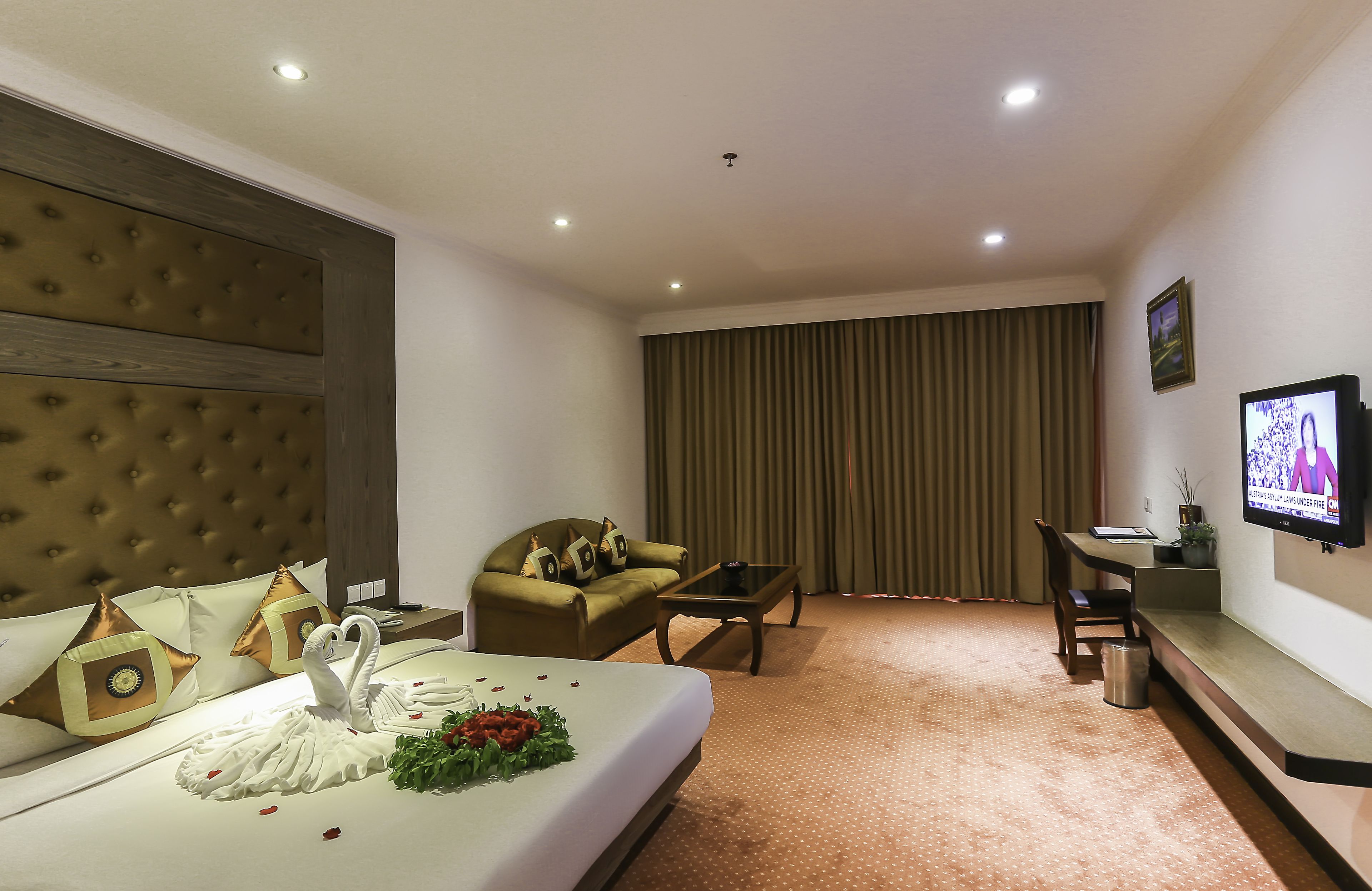 minibar, in-room safe, desk, soundproofing