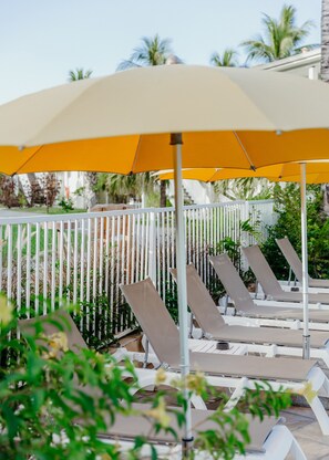 2 outdoor pools - Hotel Le Recif (Saint-Paul)