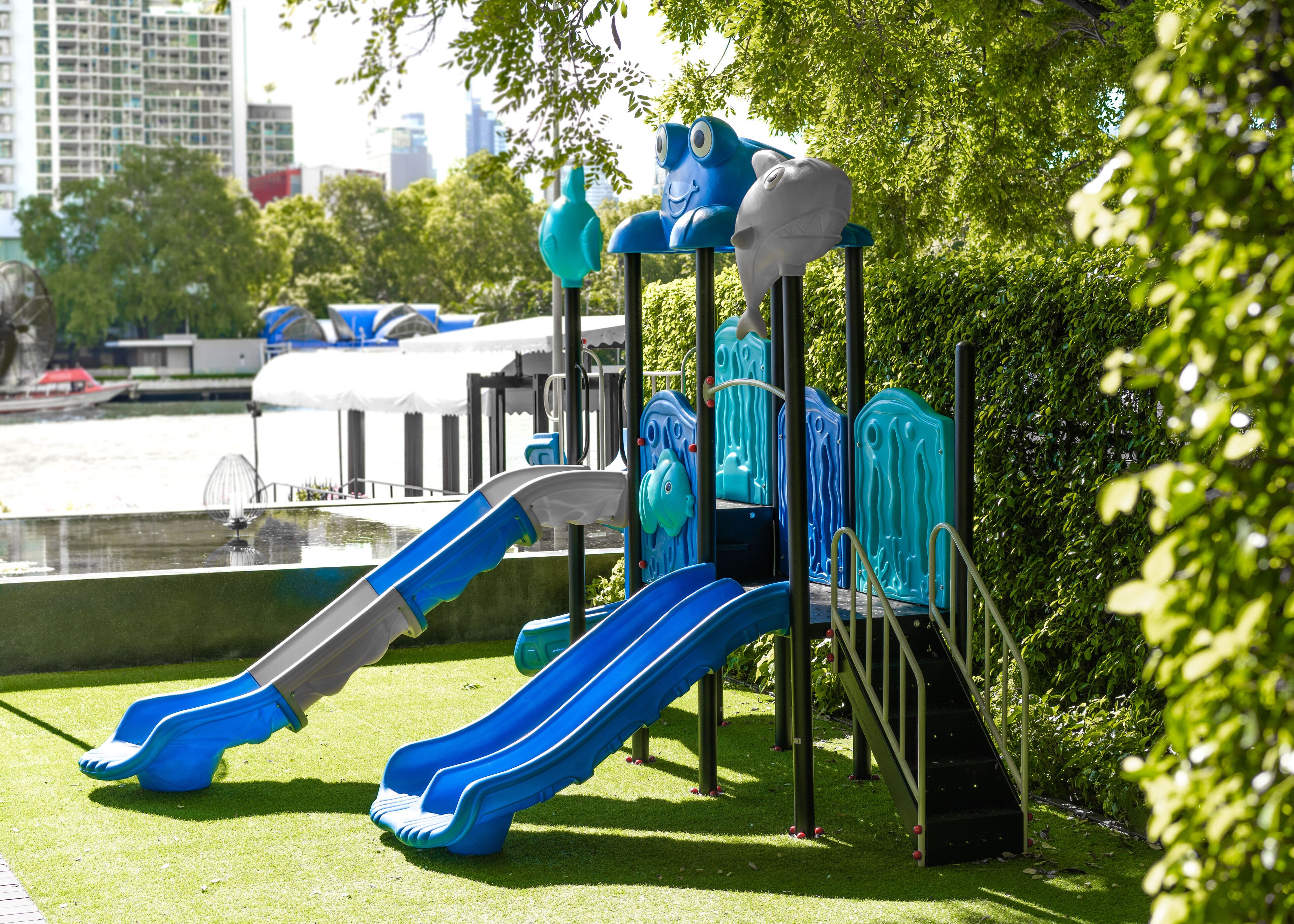 children’s play area – outdoor