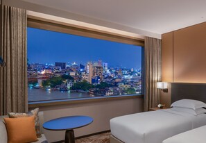 Phòng 2 giường đơn Deluxe, quang cảnh sông | Chăn bông, minibar, két bảo mật tại phòng, màn/rèm cản sáng 