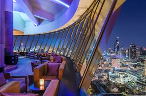 2 bars/lounges, rooftop bar, sports bar