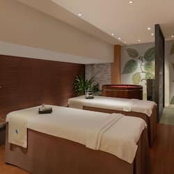Couples treatment rooms, sauna, hot tub, body treatments, hydrotherapy