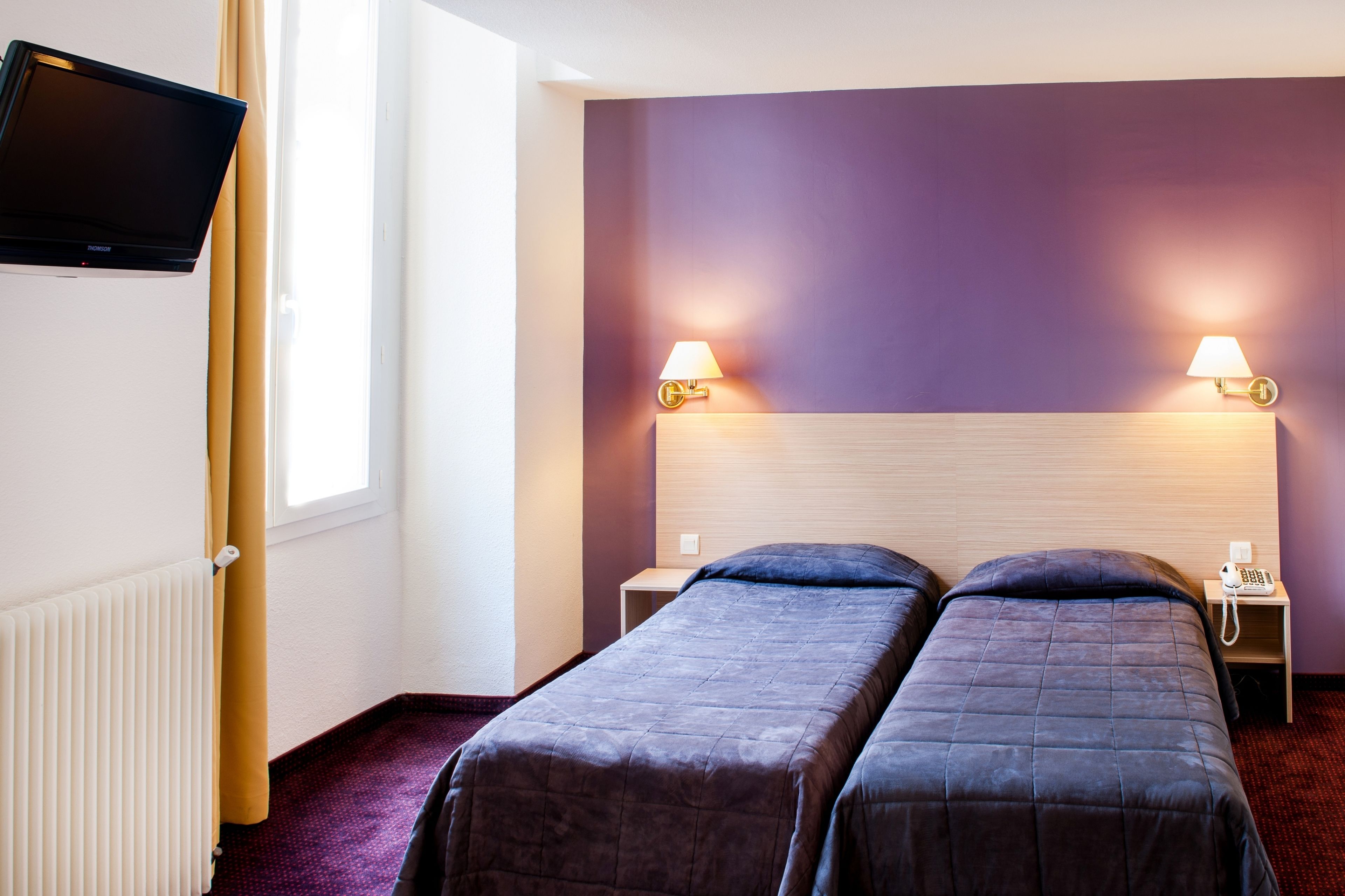 in-room safe, desk, free wifi, bed sheets