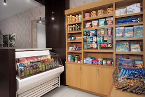 Snack bar