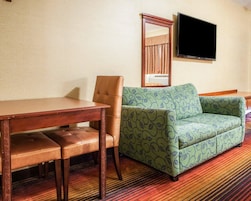 In-room safe, desk, blackout drapes, iron/ironing board