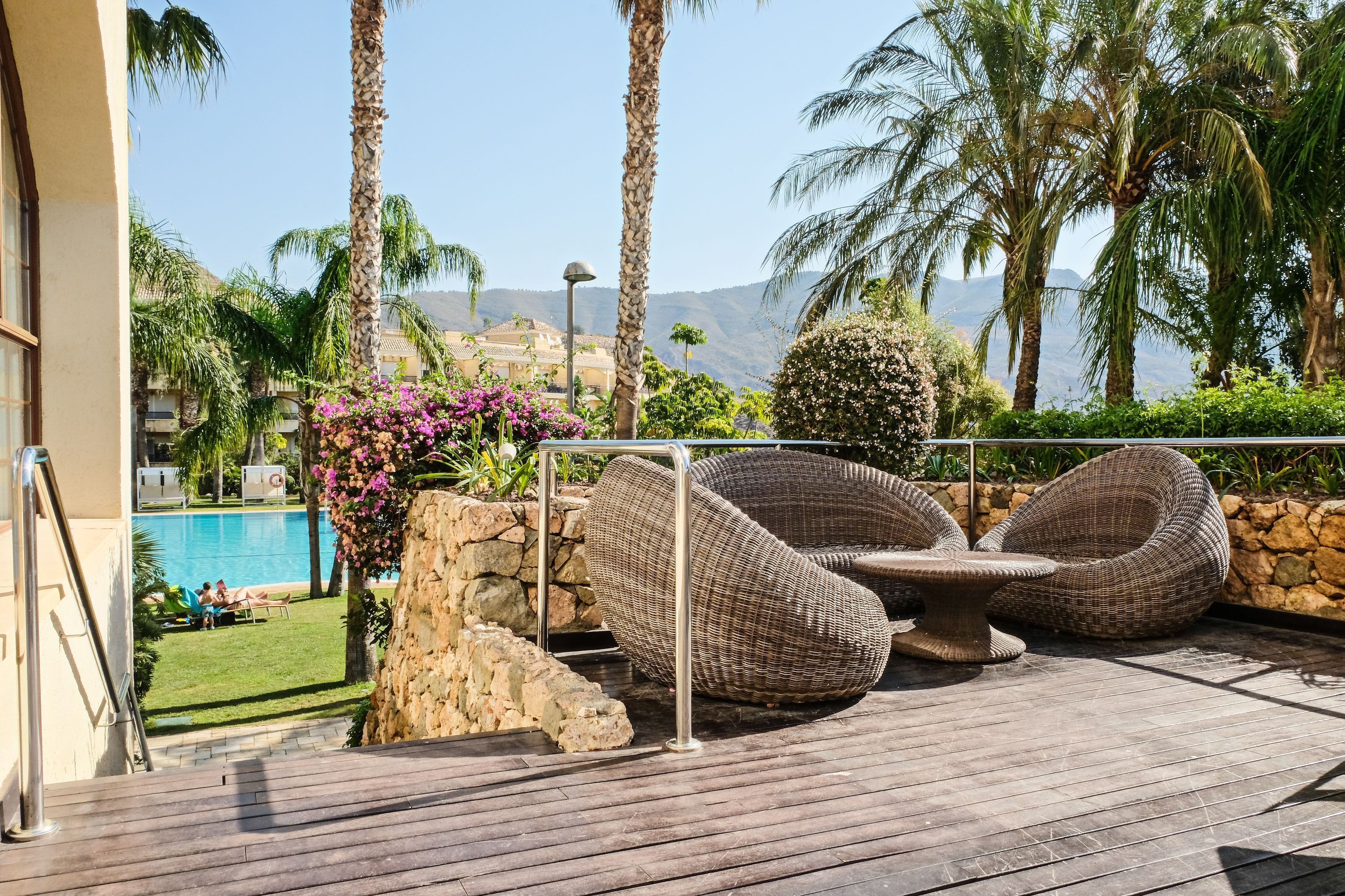 Indoor pool, seasonal outdoor pool, sun loungers