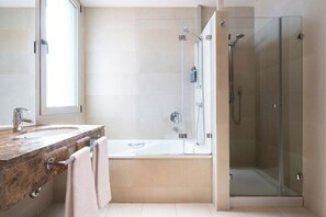 Eco-friendly toiletries, hair dryer, towels