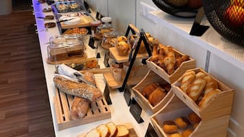 Daily buffet breakfast for a fee