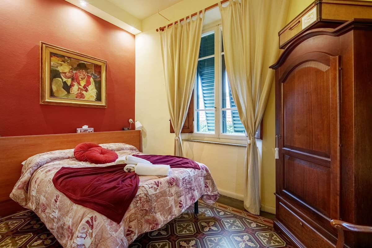 Doppia uso singolo (letto alla Francese/ parcheggio non garantito) | 7 間睡房、意大利 Frette 床單、高級寢具、羽絨被