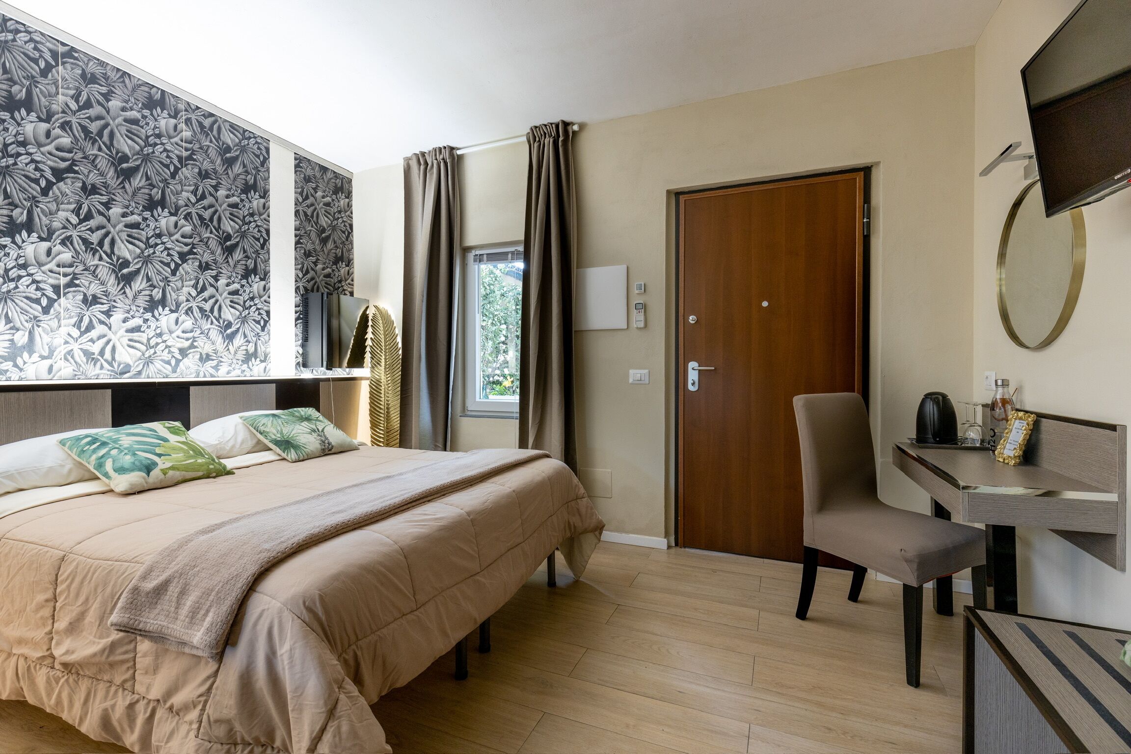 Dependance | 7 dormitorios, sábanas italianas Frette, ropa de cama de alta calidad