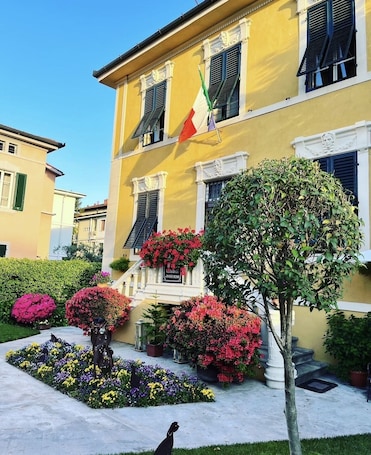 Fachada. Lucca in Villa San Donato