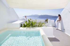 Suite, Private Pool (Kirini) | Terrace/patio - Katikies Kirini Santorini - The Leading Hotels Of The World (Santorini)