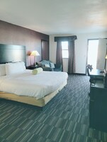 Room, 1 King Bed with Sofa bed, Non Smoking | Desk, blackout drapes, iron/ironing board, free WiFi