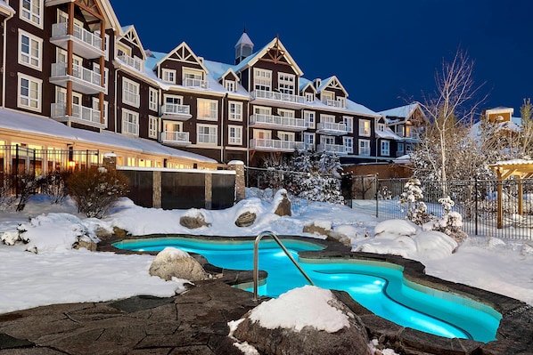 Outdoor pool - Westin Trillium House, Blue Mountain (The Blue Mountains)