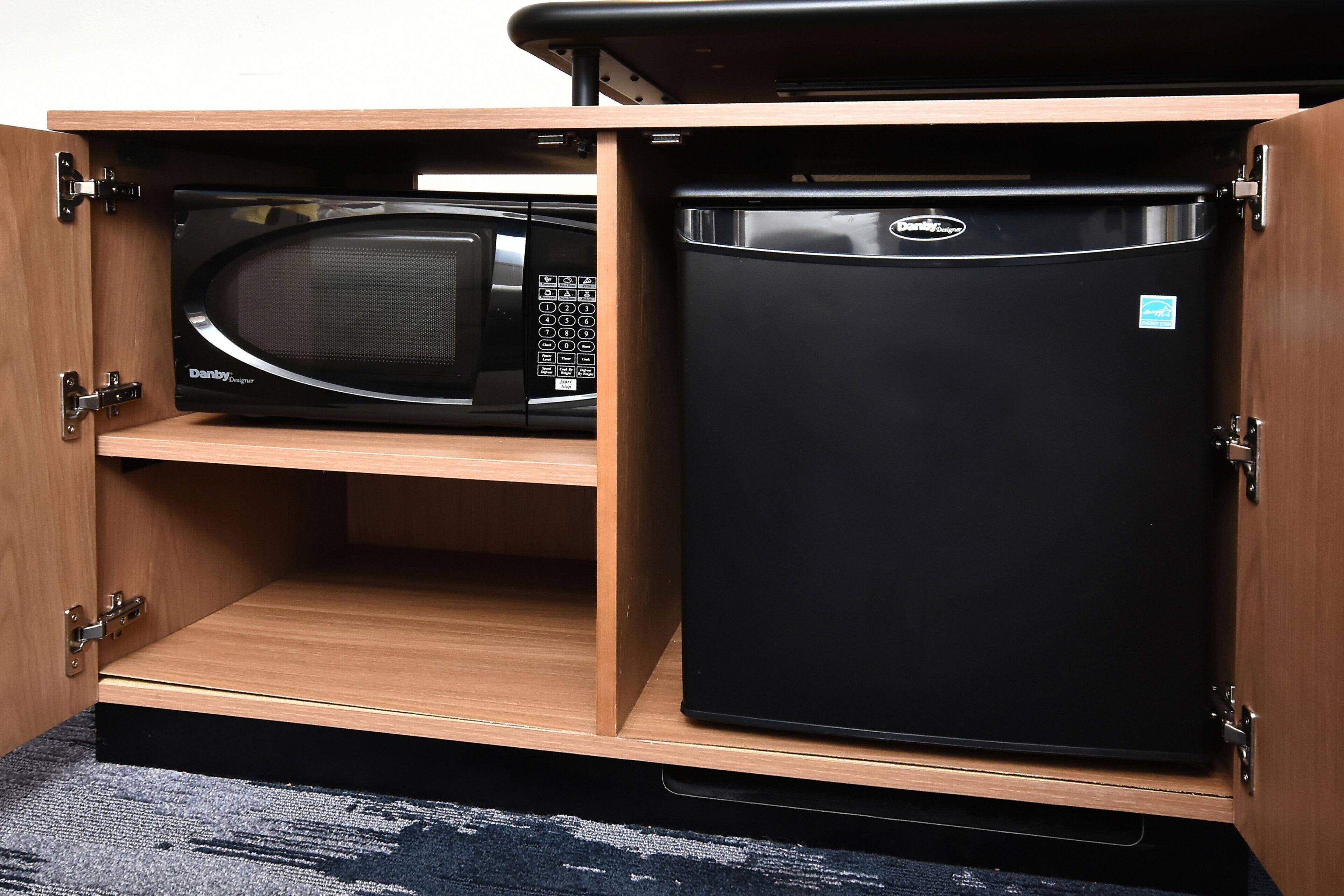 premium bedding, pillow-top beds, in-room safe, desk