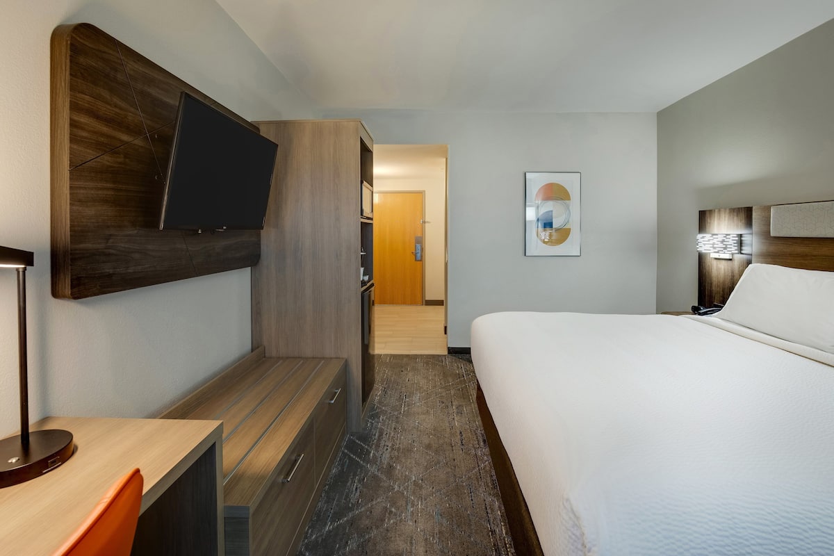 Standardzimmer, 1 King-Bett, barrierearme Badewanne (Mobility)