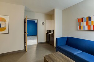Suite, 1 Bedroom | Down comforters, in-room safe, desk, blackout drapes
