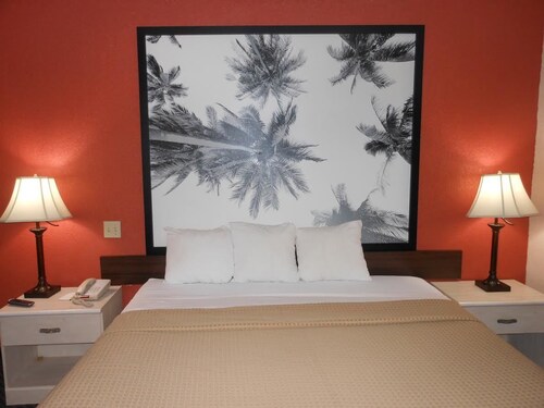 Super 8 by Wyndham El Centro