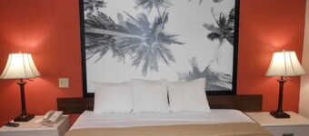 Super 8 by Wyndham El Centro