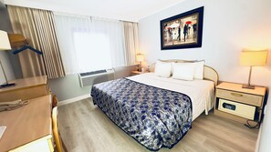 Basic Room, 1 Queen Bed, Non Smoking | Desk, laptop workspace, free WiFi, bed sheets - Flushing Central Hotel 88 (Flushing)