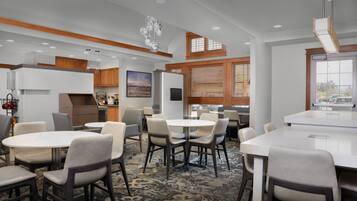 Desayuno buffet incluido todos los días