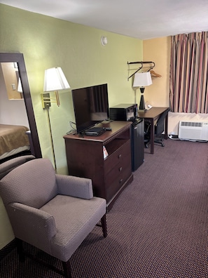 Double Room, Non Smoking - Budget Host Inn Somerset (Somerset)