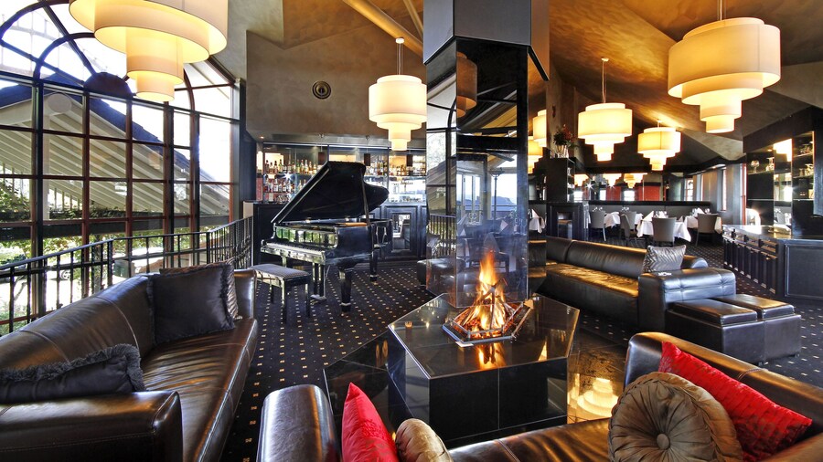 Echoes Boutique Hotel and Restaurant