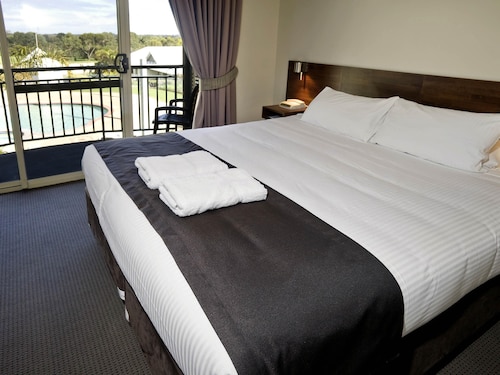 Mercure Bunbury Sanctuary Golf Resort