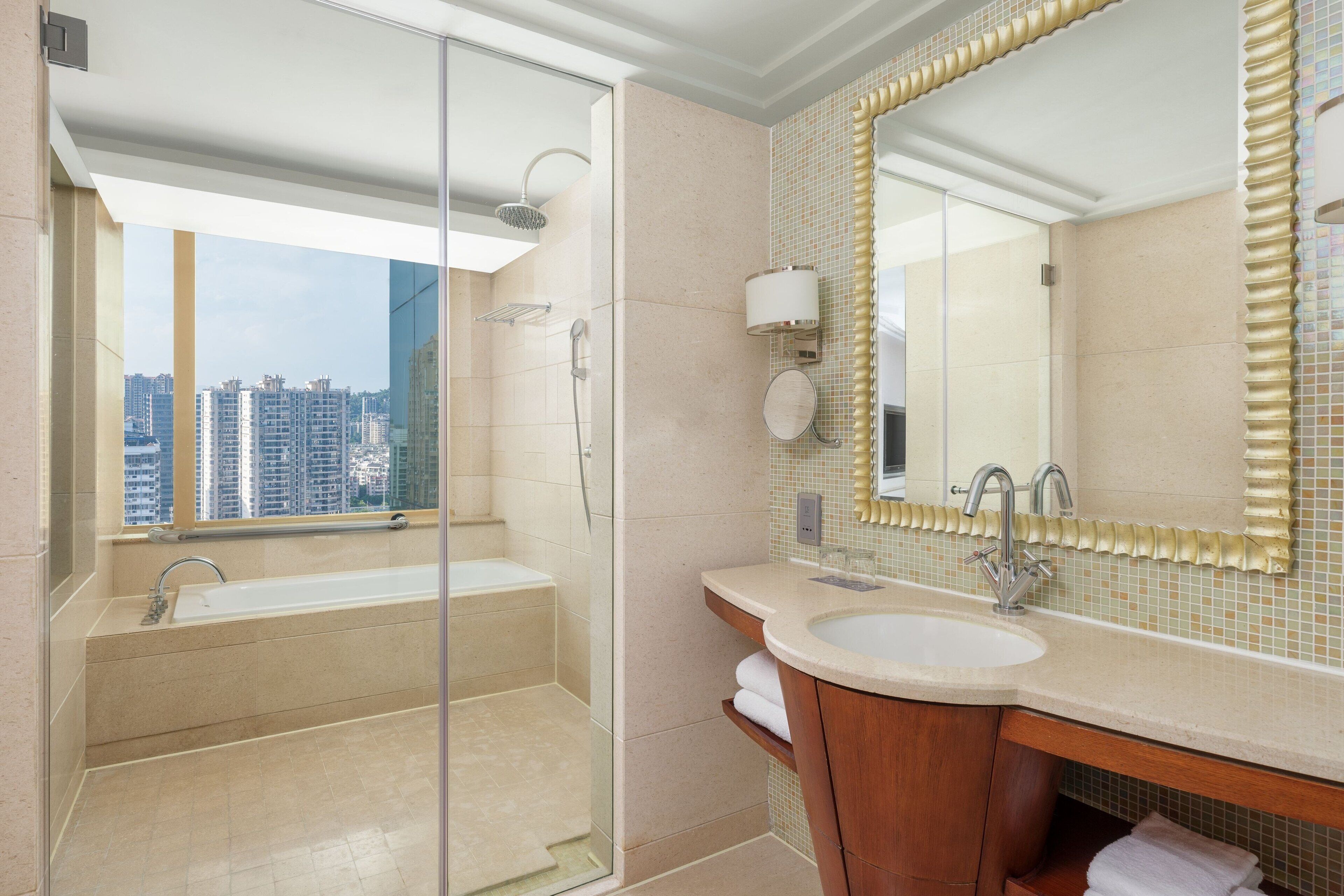 junior suite, 1 bedroom | bathroom | combined shower/bathtub, free toiletries, hair dryer, bathrobes