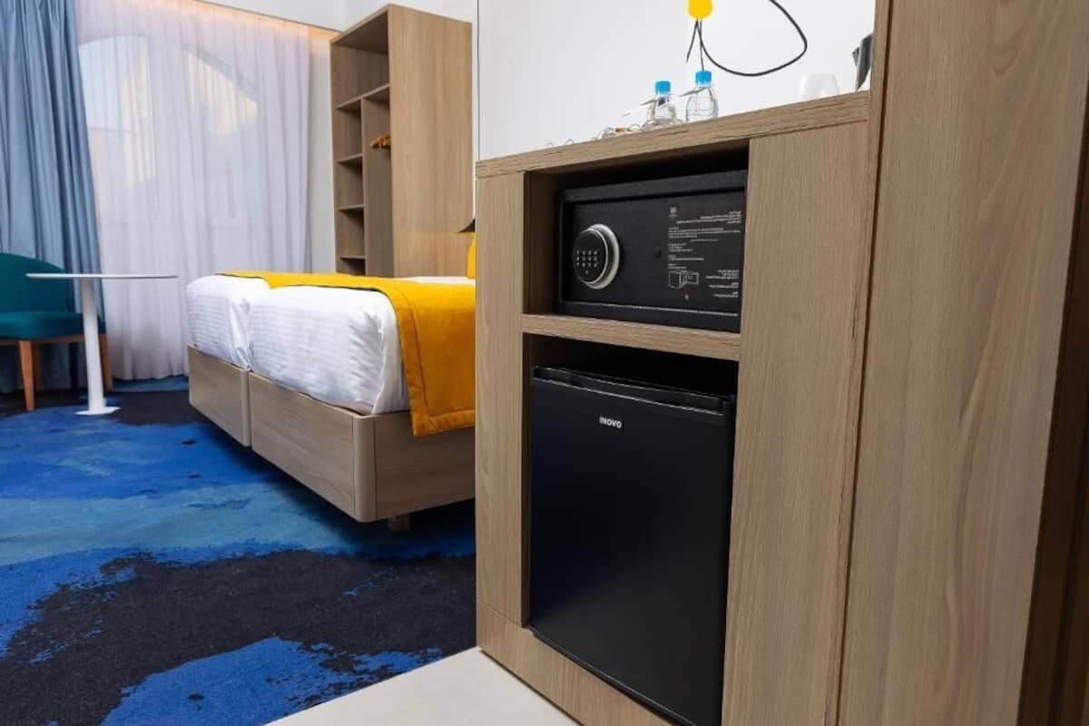 Standard Room | Premium bedding, minibar, in-room safe, individually furnished