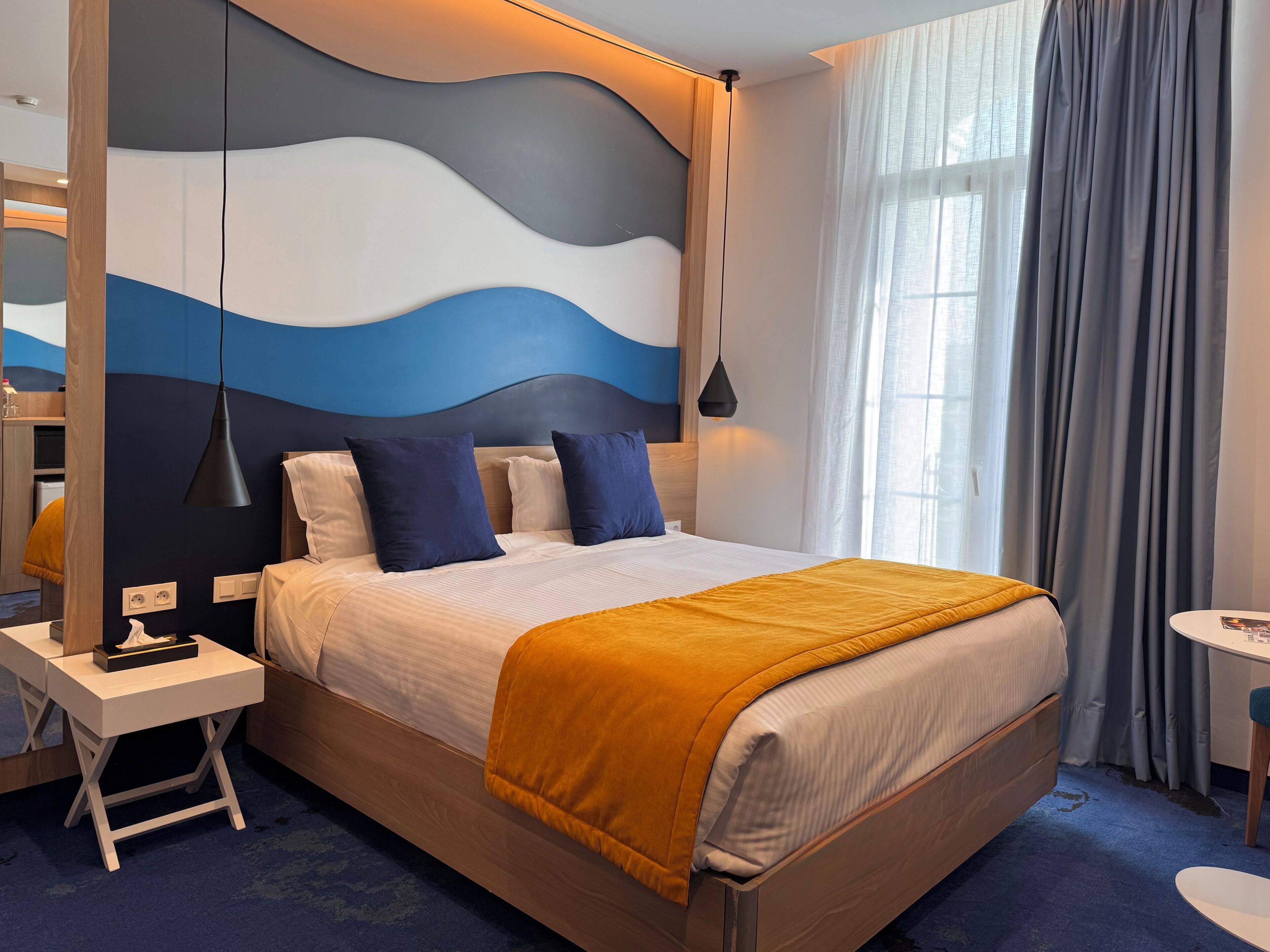 Deluxe Room | Premium bedding, minibar, in-room safe, individually furnished