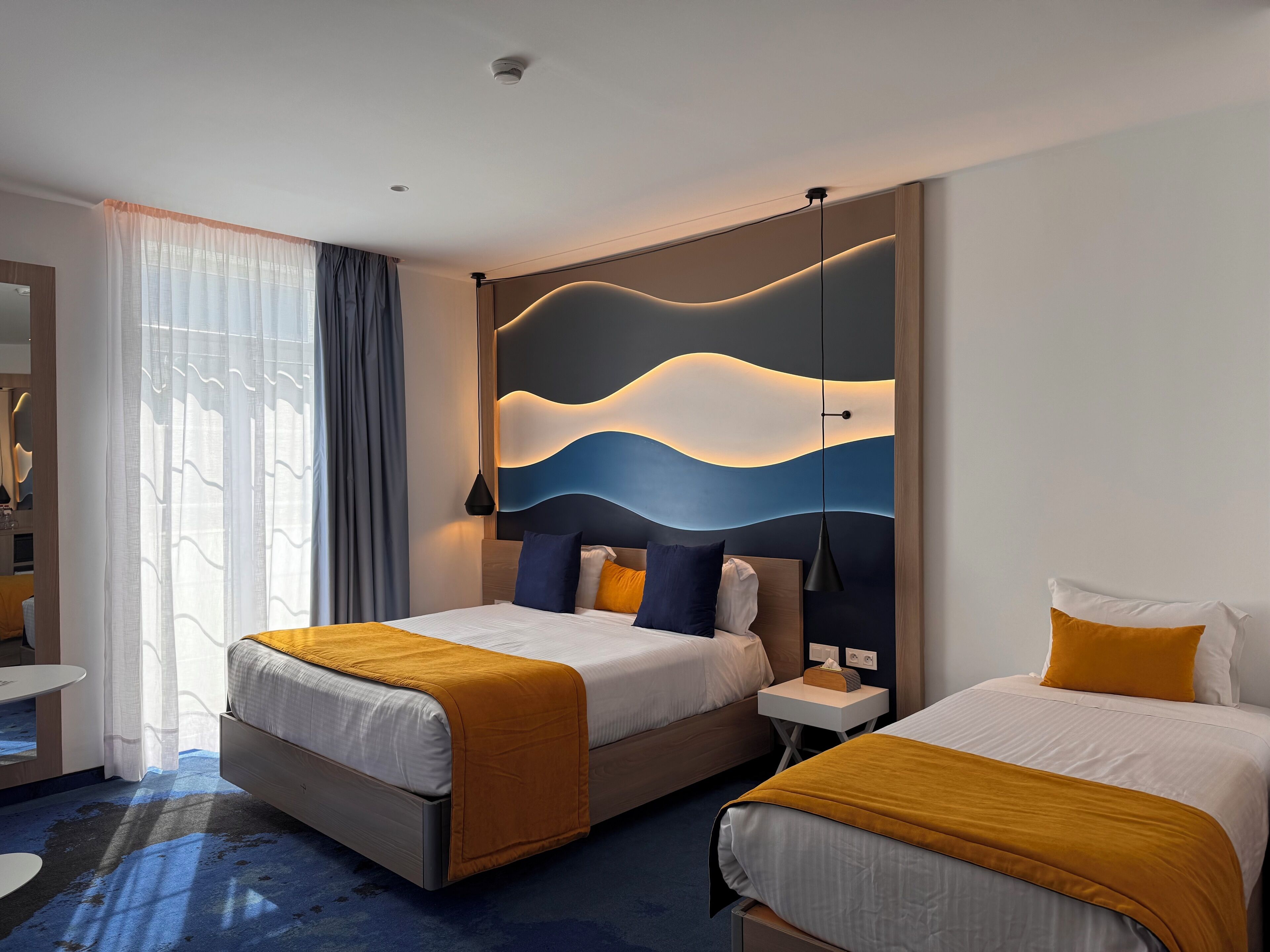 Family Room | Premium bedding, minibar, in-room safe, individually furnished