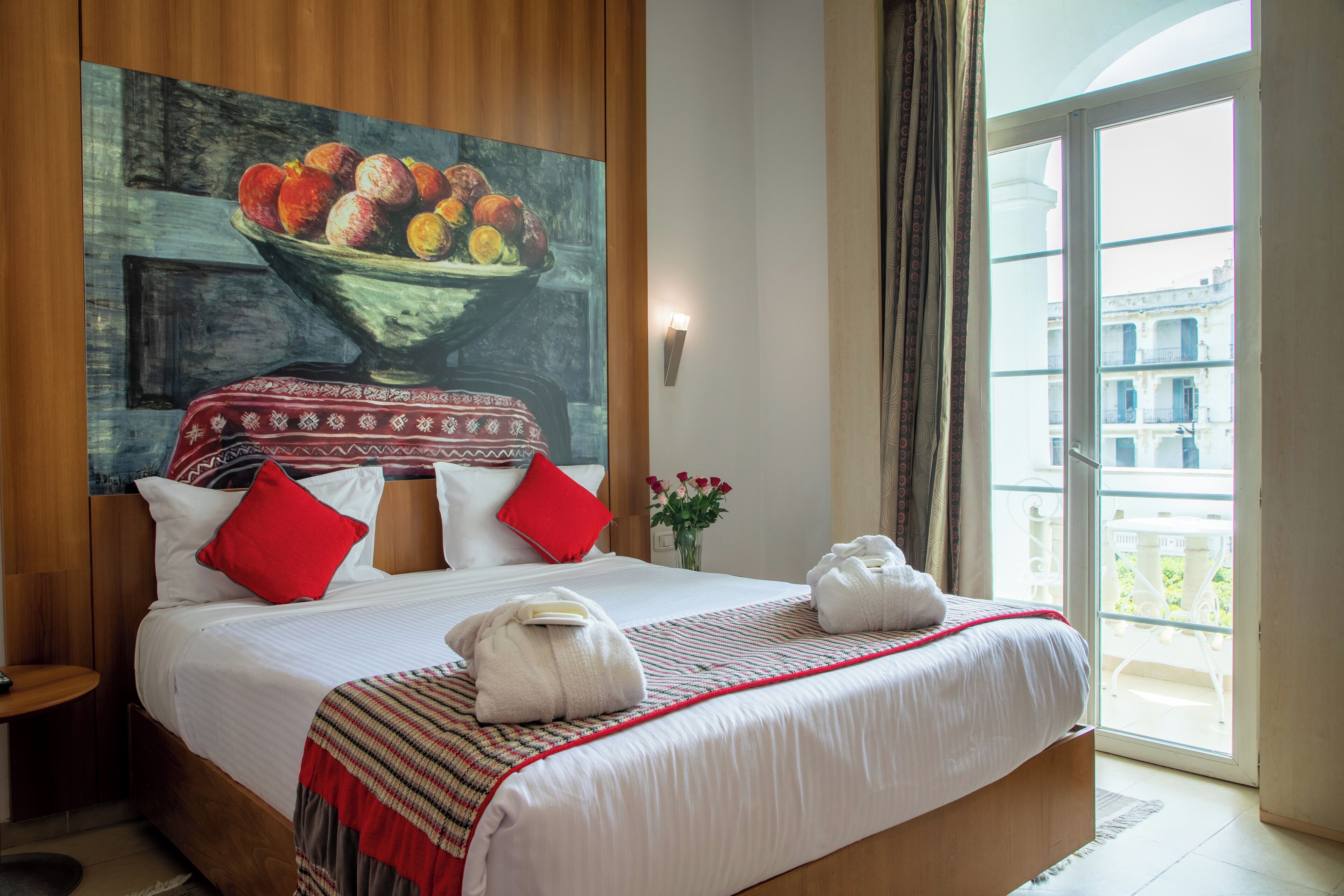 deluxe double room | 1 bedroom, premium bedding, minibar, in-room safe