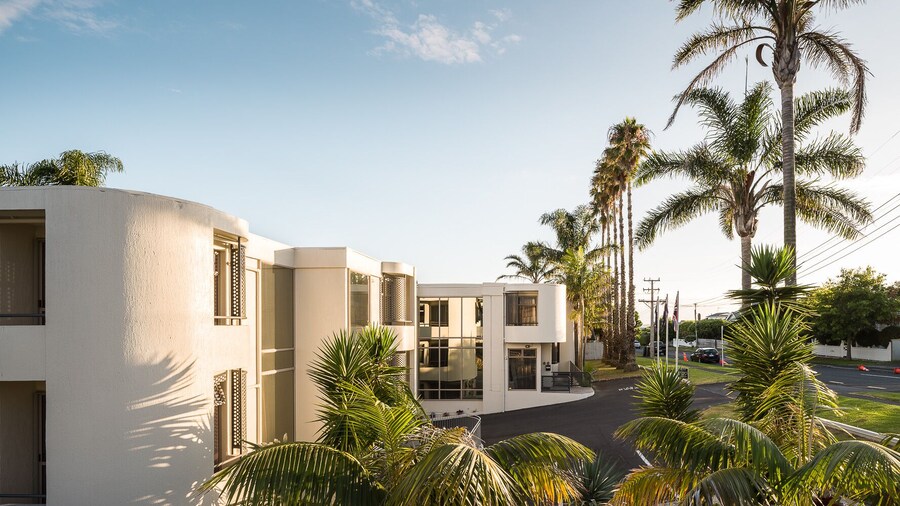 Carnmore Hotel Takapuna